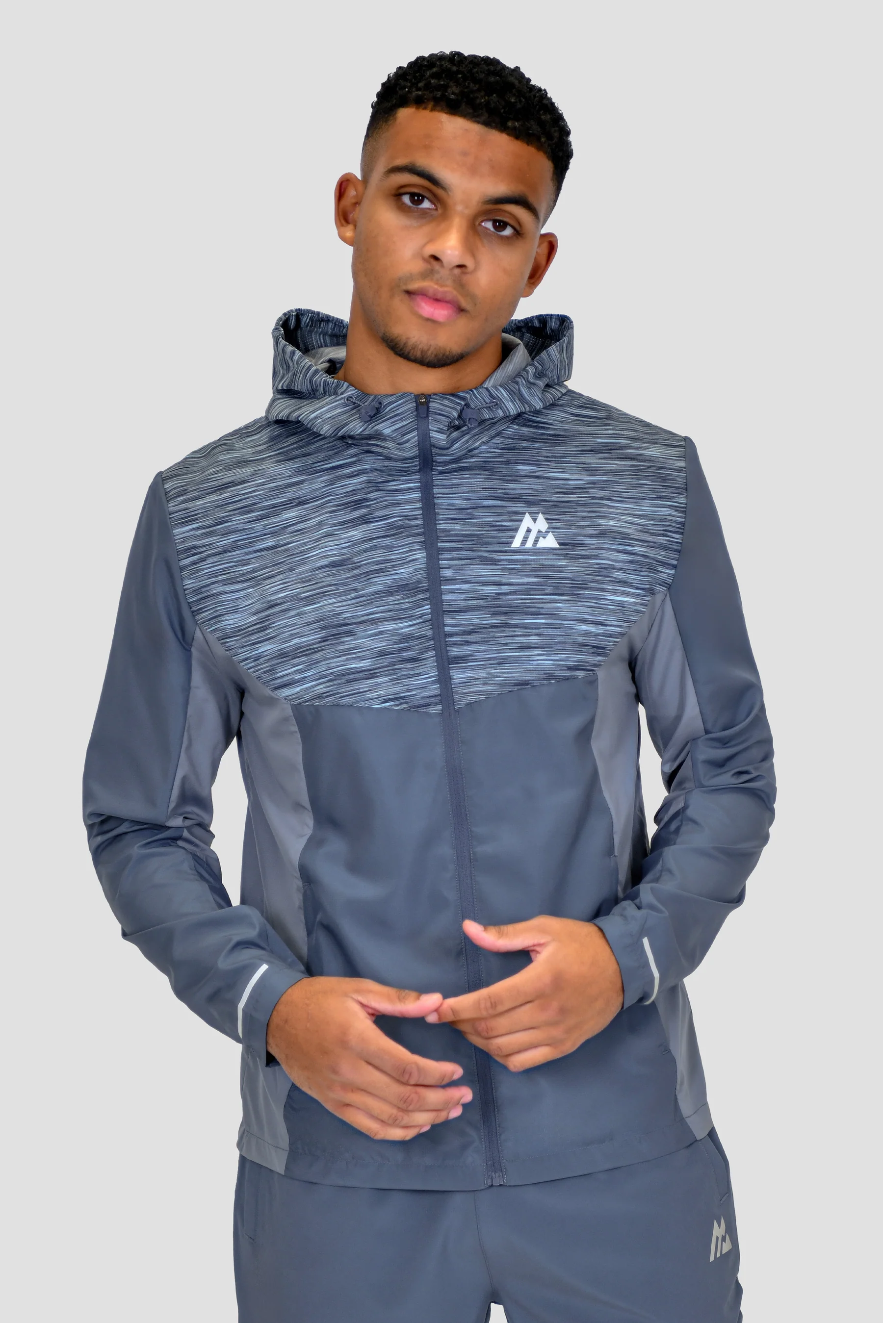 Trail Windbreaker - Indigo Multi
