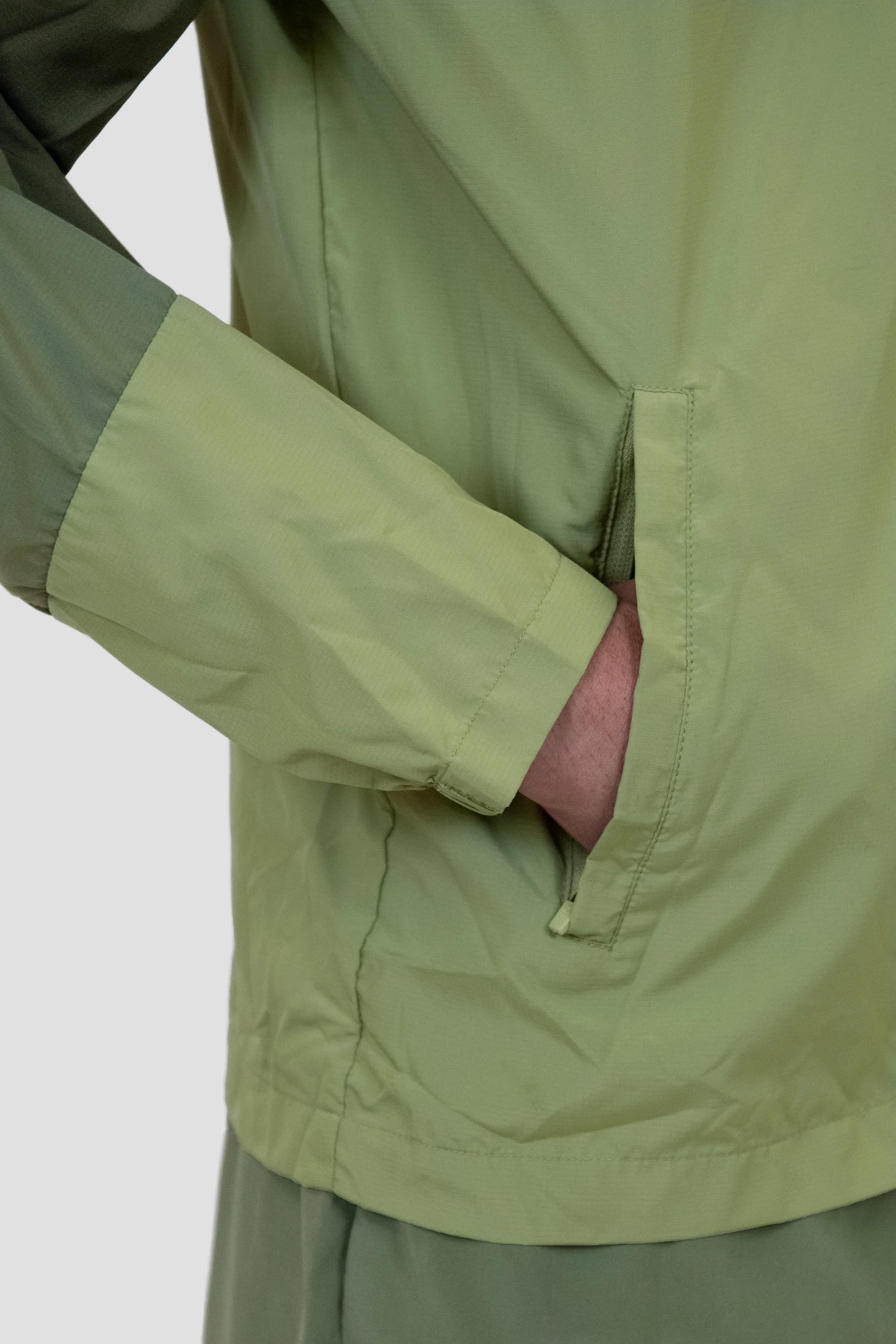 Breeze 2.0 Windbreaker - Orchard/Elm/Eden 7 Breeze 2.0 Windbreaker - Orchard/Elm/Eden