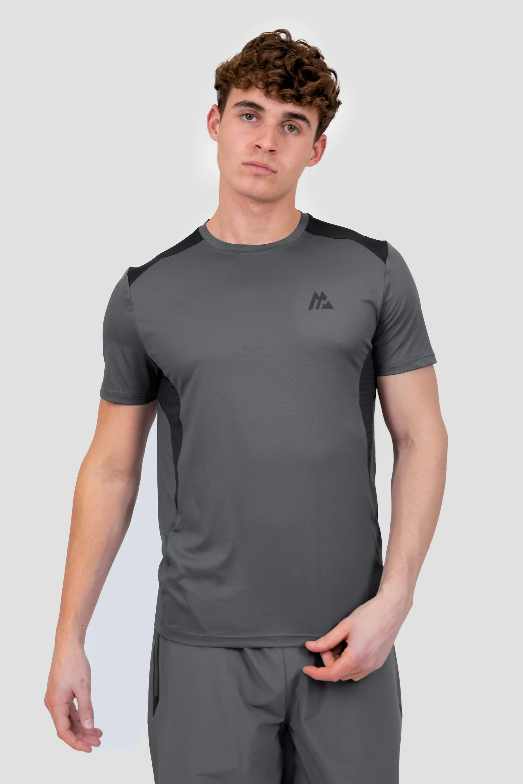 Lumos 2.0 T-Shirt - Cement Grey/Asphalt