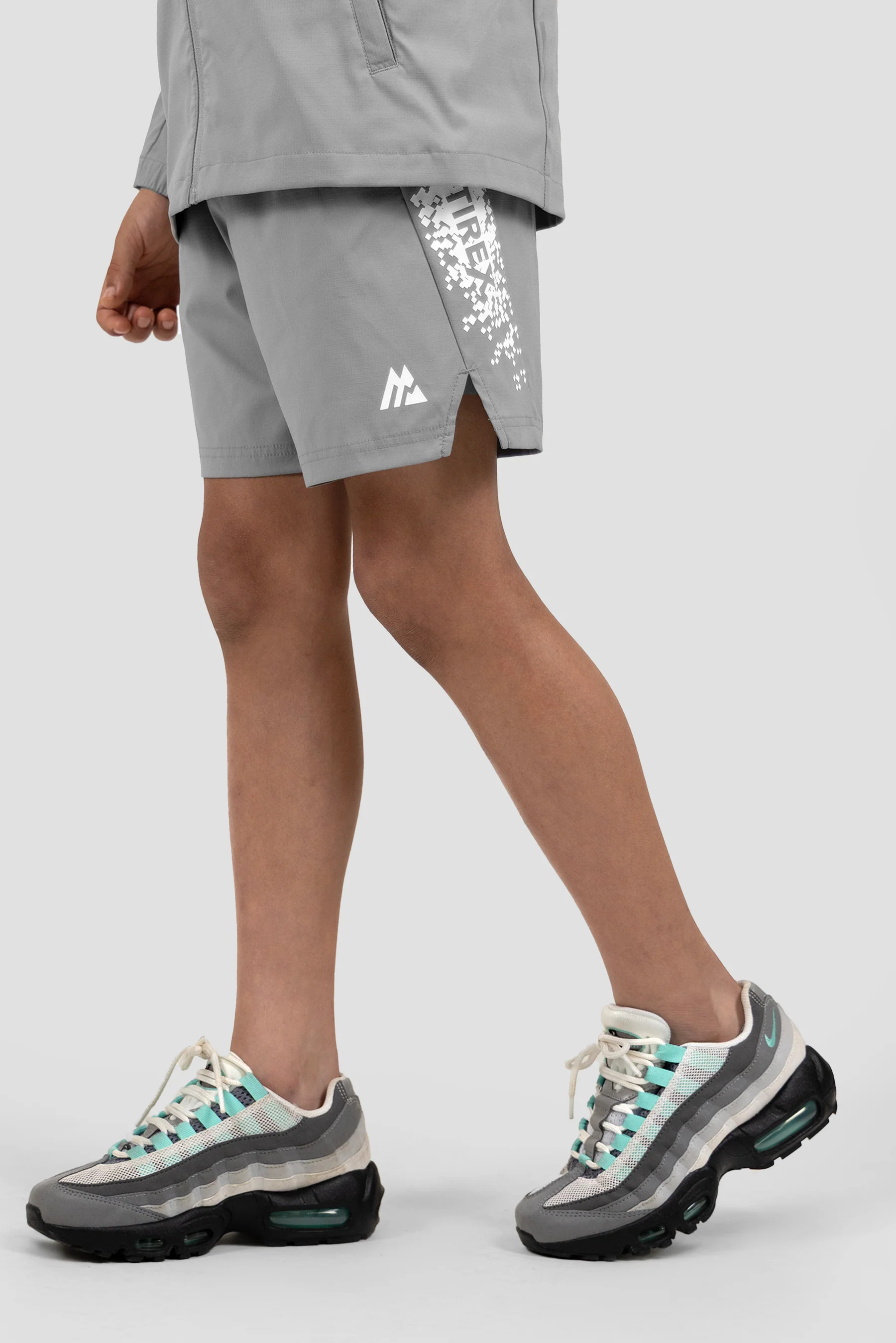 Boys Accelerate Short - Platinum Grey