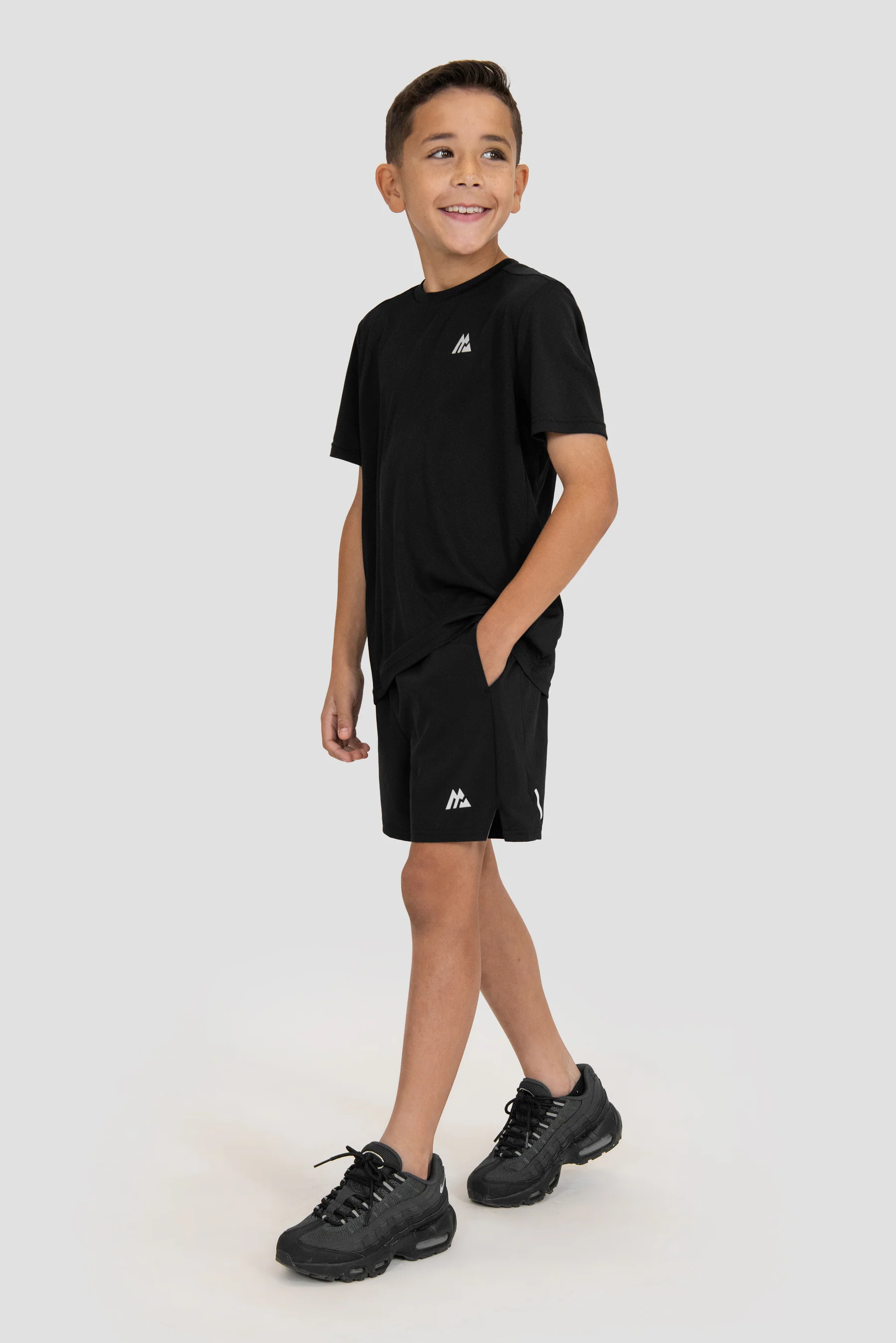 Boys Delta T-Shirt - Black 3 Boys Delta T-Shirt - Black