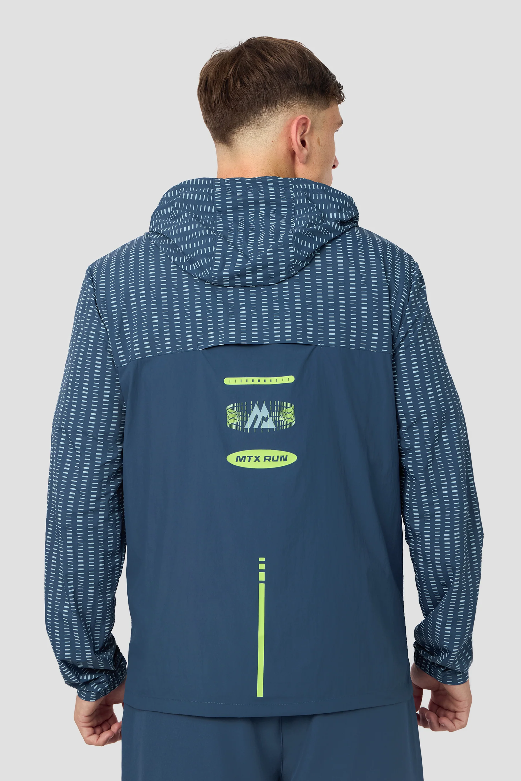 MTX Run Tempo Windbreaker - Naval 3 MTX Run Tempo Windbreaker - Naval