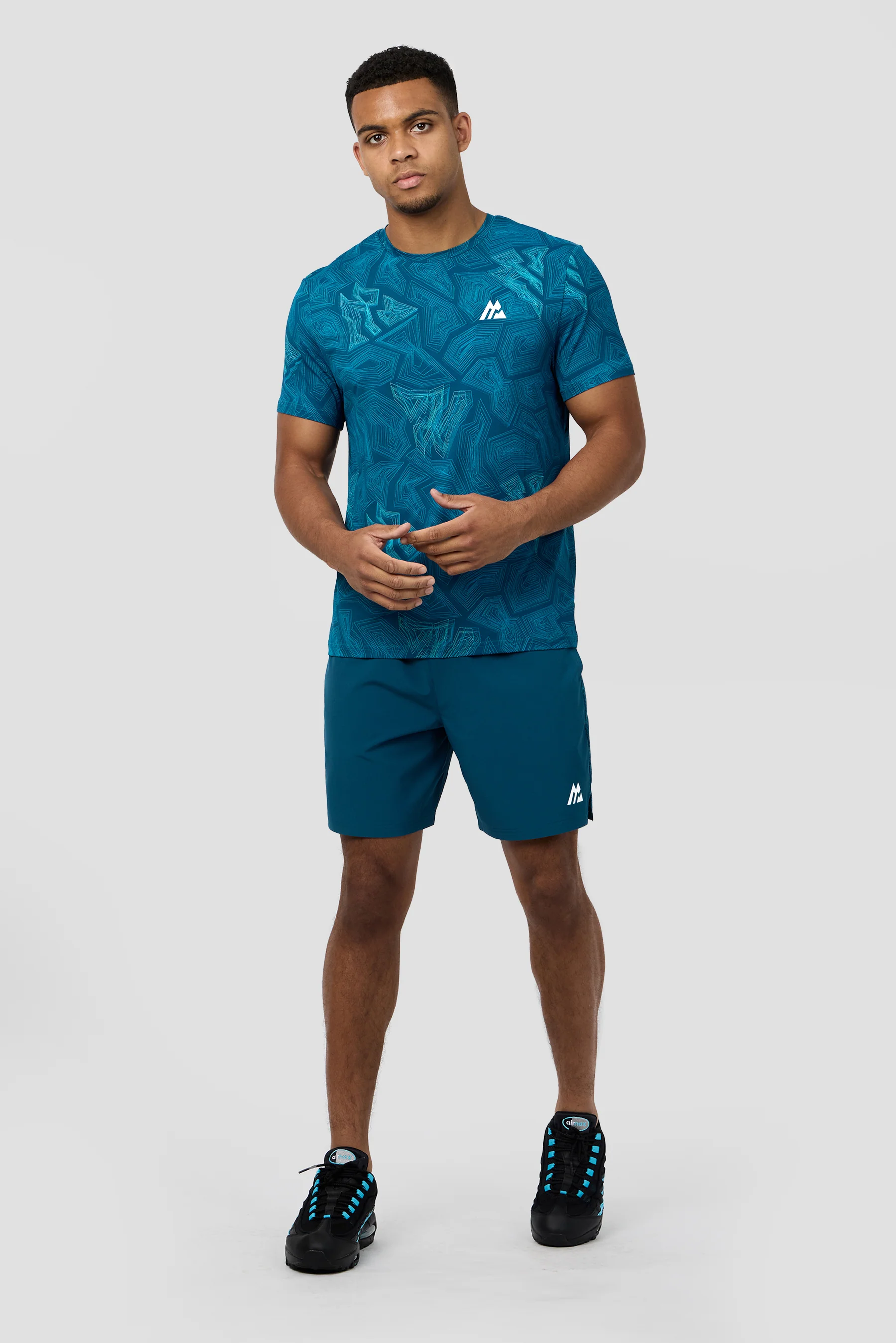 Geo M Print T-Shirt - Abyssal 5 Geo M Print T-Shirt - Abyssal
