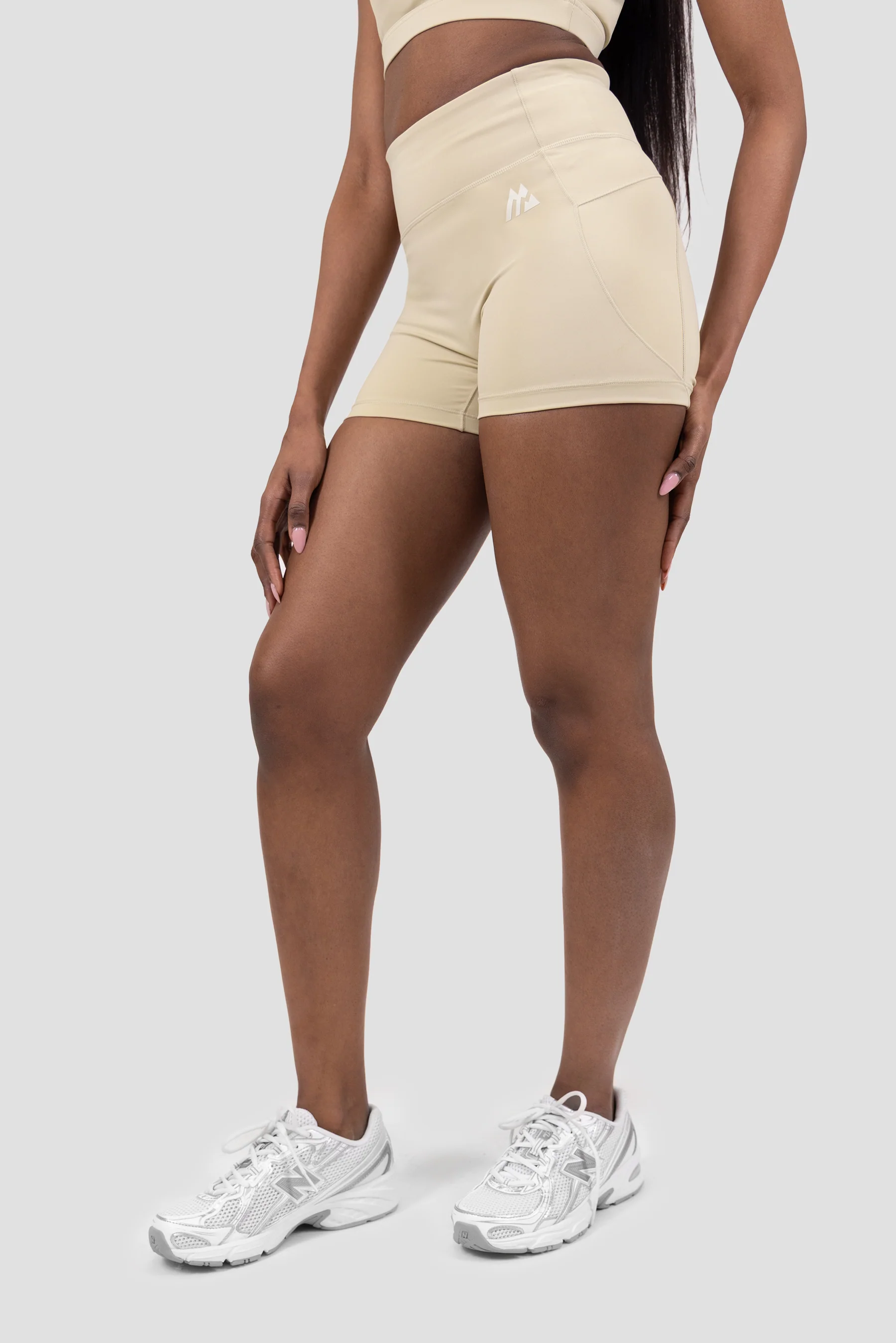 Aura Booty Short - Maple Wood