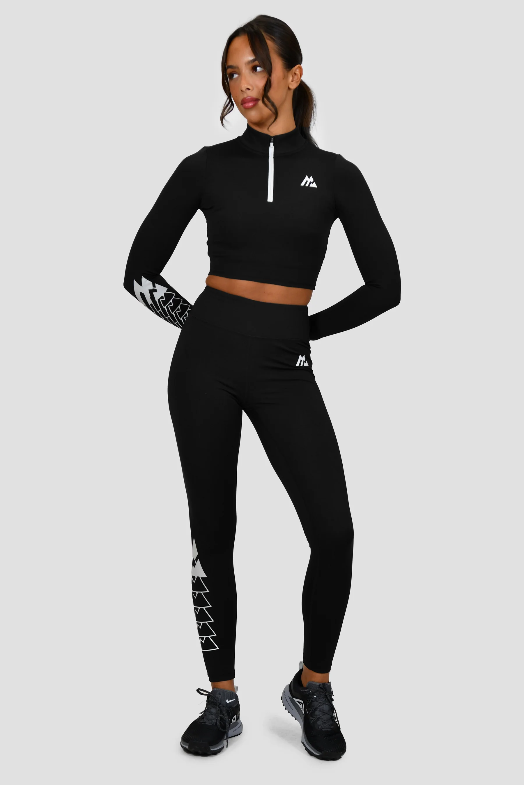 Limit 1/4 Zip - Black/Pearl Grey